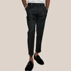 Pleated Stretch Wool Cuffed Pants - Black